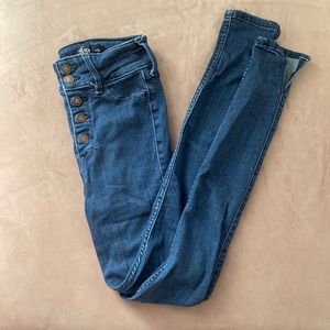 0R high rise Hollister pants!